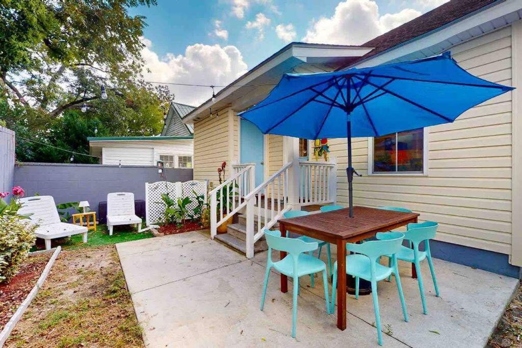 The Blue Door Bungalow Уилмингтън Екстериор снимка